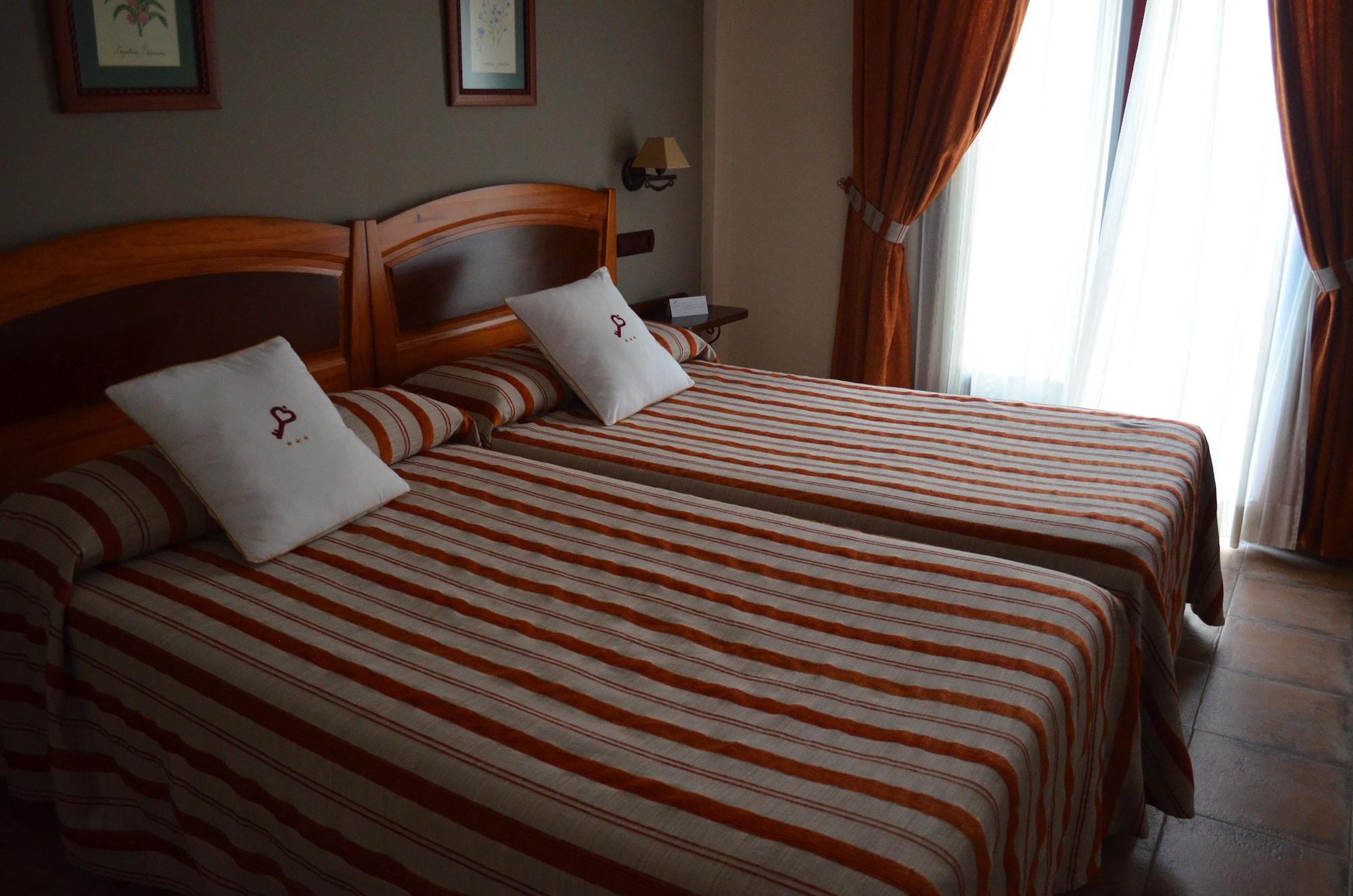 Hospedium Hotel Retiro Del Maestre Almagro Bagian luar foto