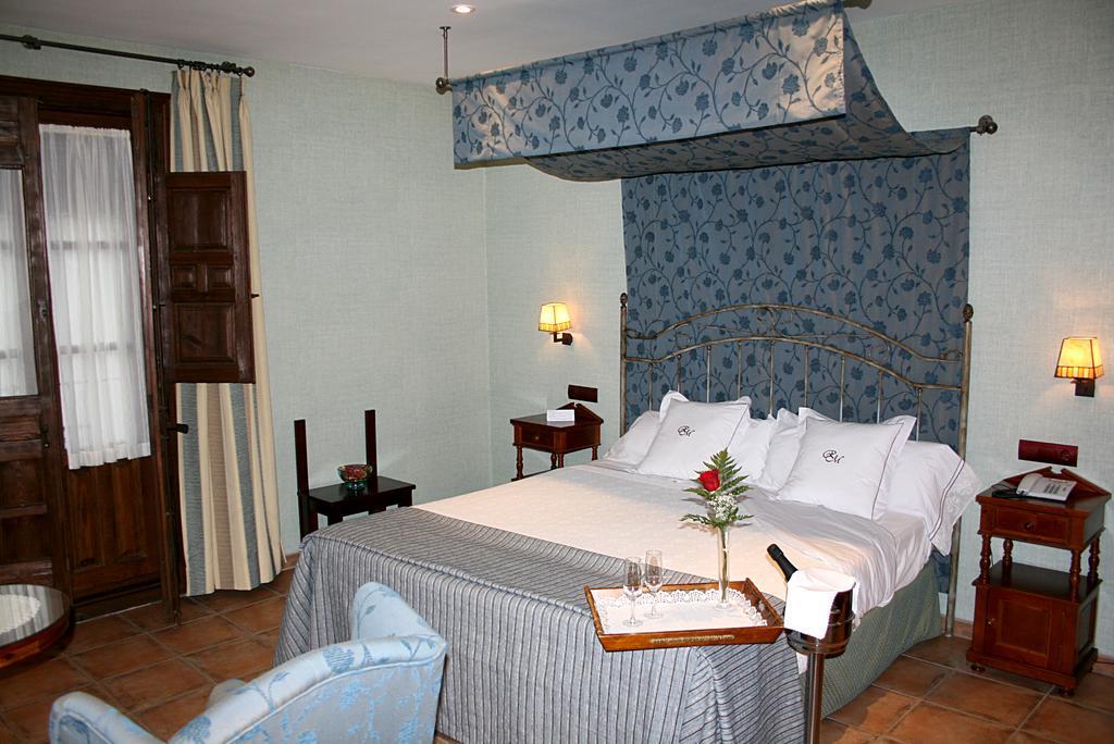 Hospedium Hotel Retiro Del Maestre Almagro Bagian luar foto