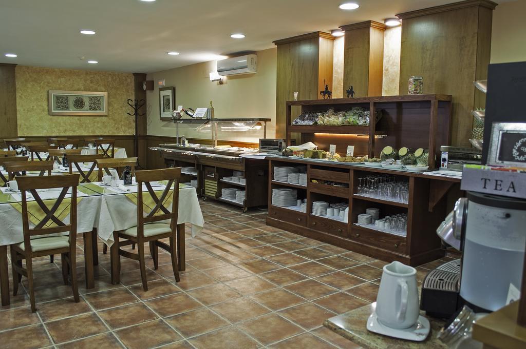 Hospedium Hotel Retiro Del Maestre Almagro Bagian luar foto