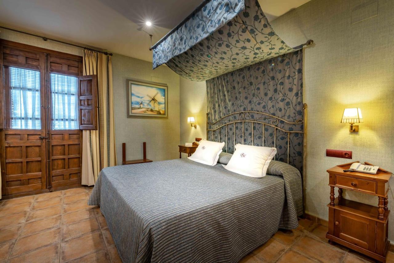 Hospedium Hotel Retiro Del Maestre Almagro Bagian luar foto