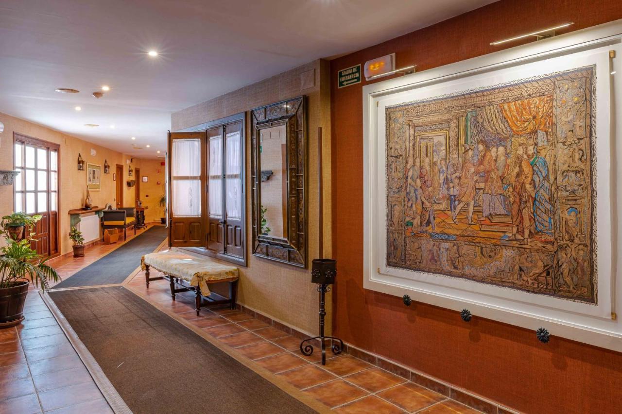 Hospedium Hotel Retiro Del Maestre Almagro Bagian luar foto